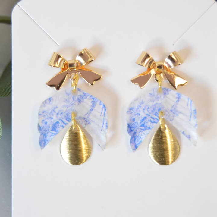 Chinoiserie Stack Örhängen, Drop örhängen, Chinoiserie Örhängen, Tiered Örhängen, Akryl Örhängen, Uttalande Örhängen, Mors dag för wholesale av The Adorned Fox