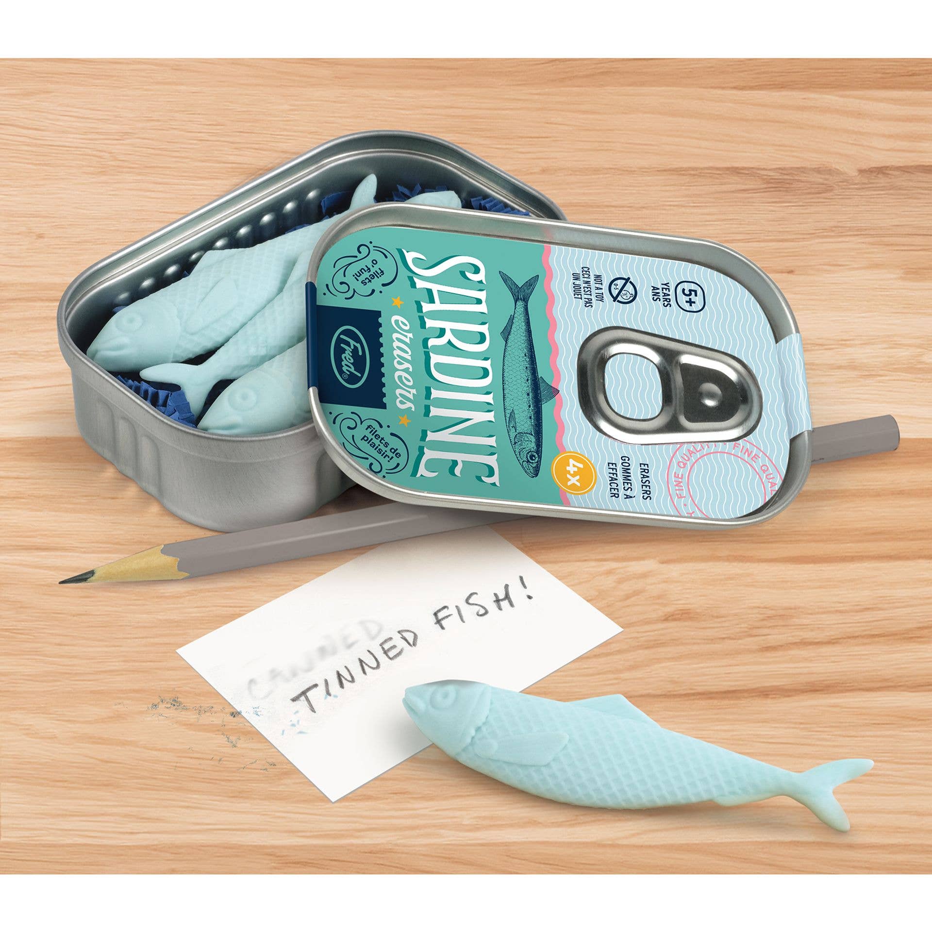 WIDDOP and Co. – Großhandel Lernkarten – Kind & Baby – Fred Sardinen-Radiergummis – Dose mit 4 Stück1