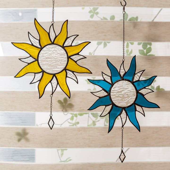 MondoBellissimo – wholesale Suncatcher – Stained Glass Sun F189