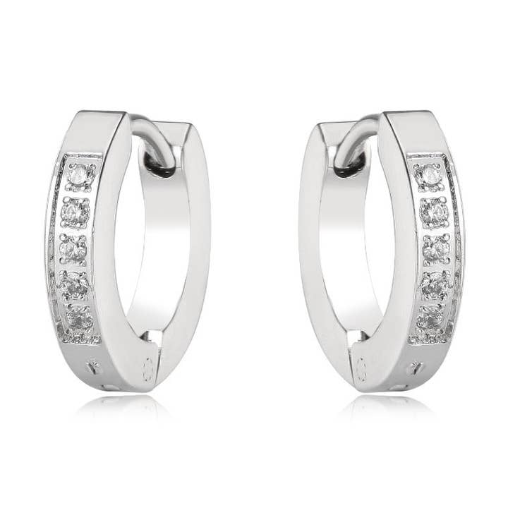 Silver Huggie Back pour la vente par The Tiny Gem