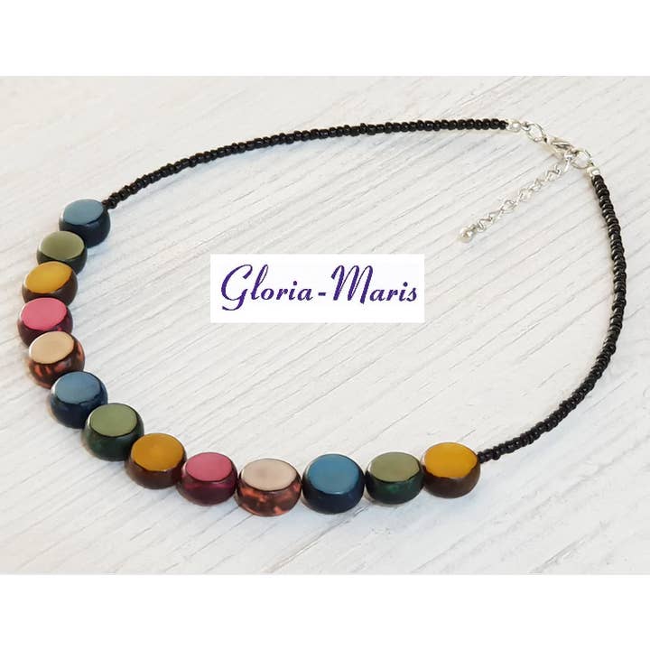 Gloria-Maris - Wholesale Beaded/Pearl Necklace - vegan necklace made from buri palm (Corypha utan) seeds
