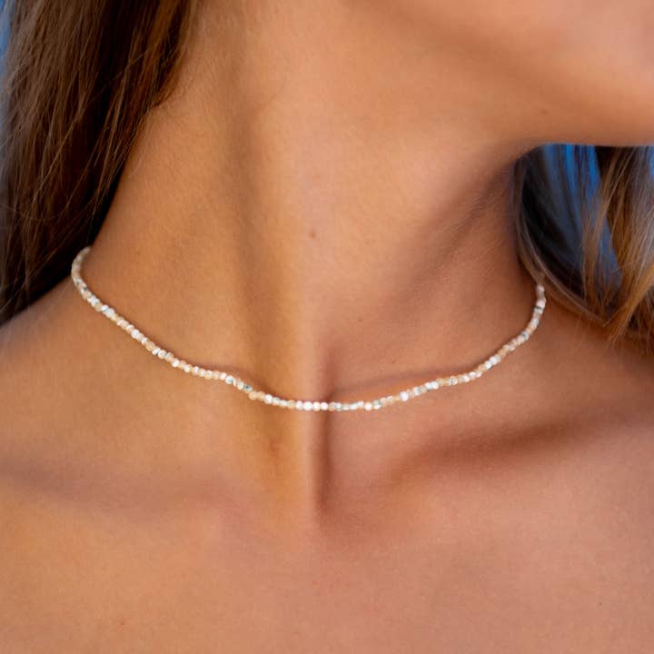 Collier à perles Kualoa et autres tendances Résultats pour bracelet cordon coulissant en vente B2B. Retours gratuits et paiement à 60 jours sur Faire sur Faire.