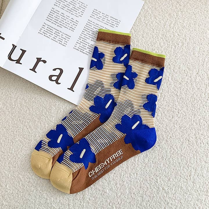 ACCITY - Wholesale Socks - Women's - FLORAL KLEIN BLUE STRIPED GLASS STOCKINGS_CWMS0524
