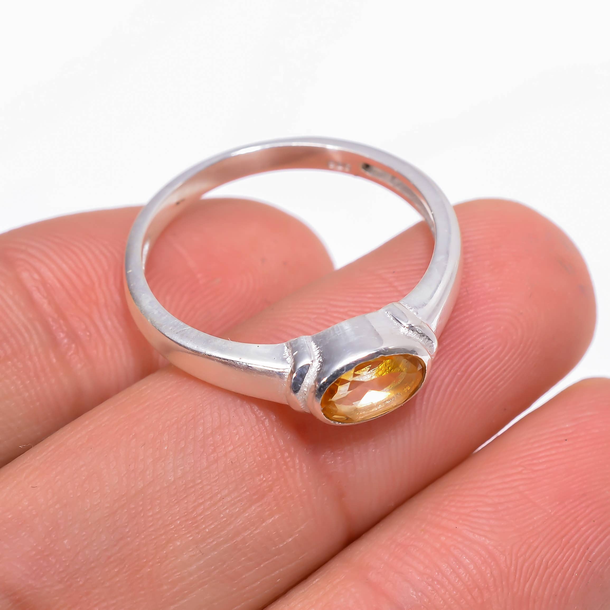 SILVER CAVE – wholesale Single stone/solitaire ring – 925 Silver Citrine Oval Gemstone Handmade Ring1