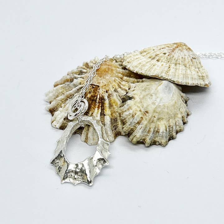 the ticketyboo coo - Wholesale Pendant/Charm Necklace - Silver Open Limpet Shell Necklace - Isle of Colonsay