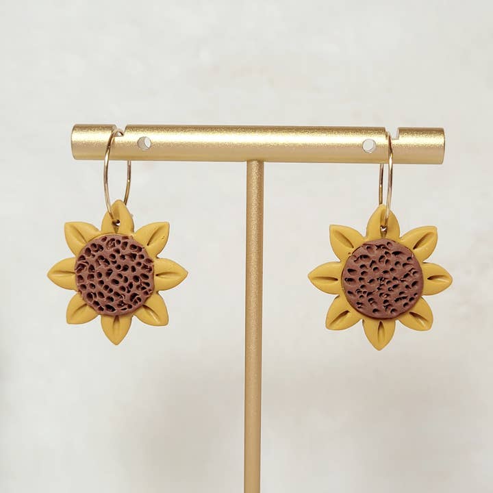 Brincos de argola com girassol em massa de polímero por atacado de Spiegel Clay