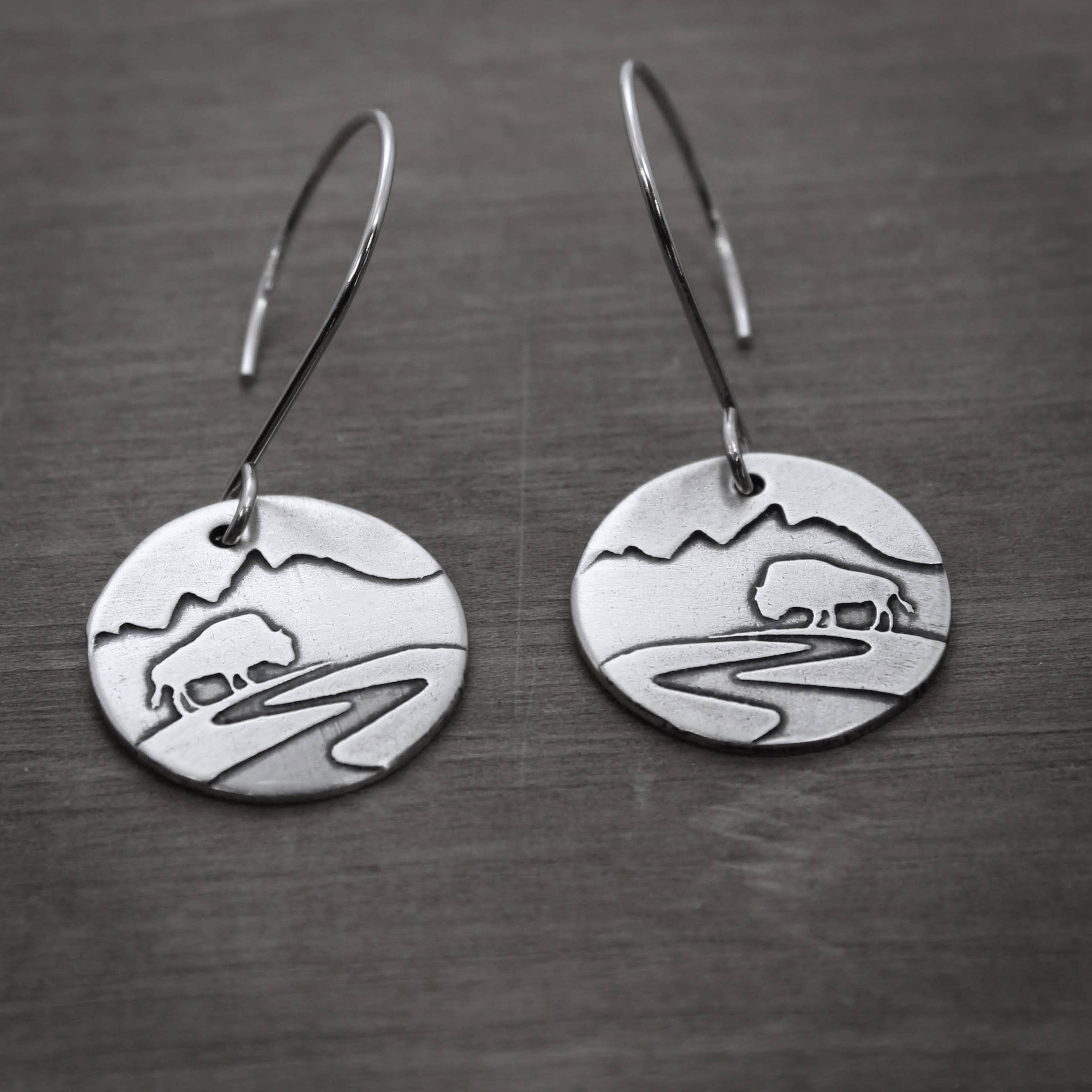 Daphne Lorna - Vente Boucles d'oreilles pendantes - Boucles d'oreilles Buff in the Tetons0