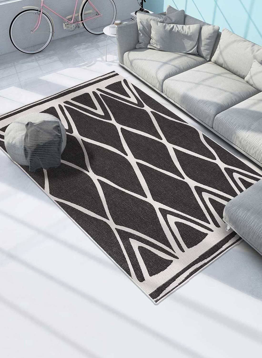Black AF ARIBIA REVERSIBLE Polypropylene Outdoor Rug for wholesale on Faire5