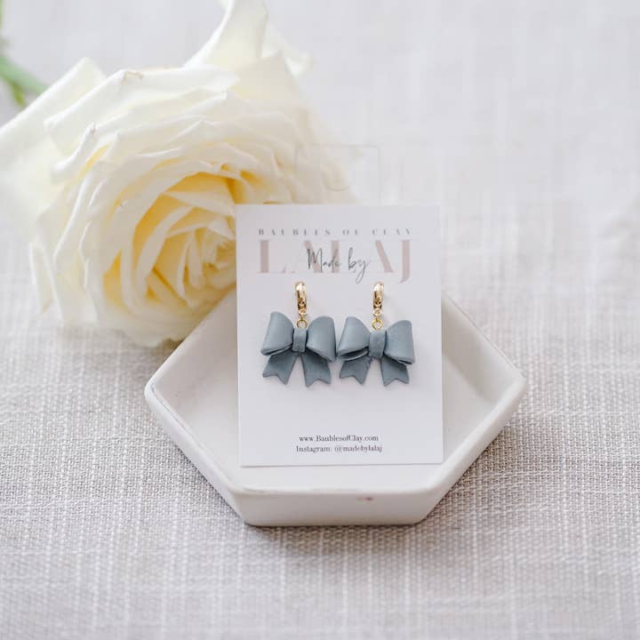 LEVY Boutique - Wholesale Huggie Earrings - Bow Huggies, Silver