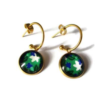 Dans l'Air du Temps Bijoux - Venta al por mayor Pendientes de aro - Mini Criollas flores azules fondo verde, acabado dorado o plateado