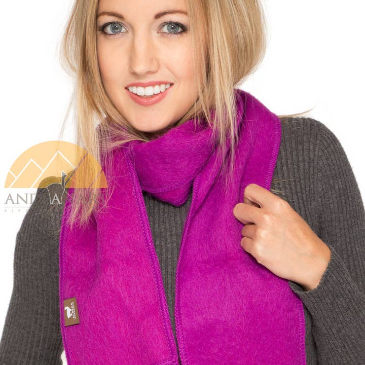 AndeanArt - Wholesale Scarf - Women's - Narrow Alpaca Scarf with Alpaca Figure Label / Tag - Alpaca0
