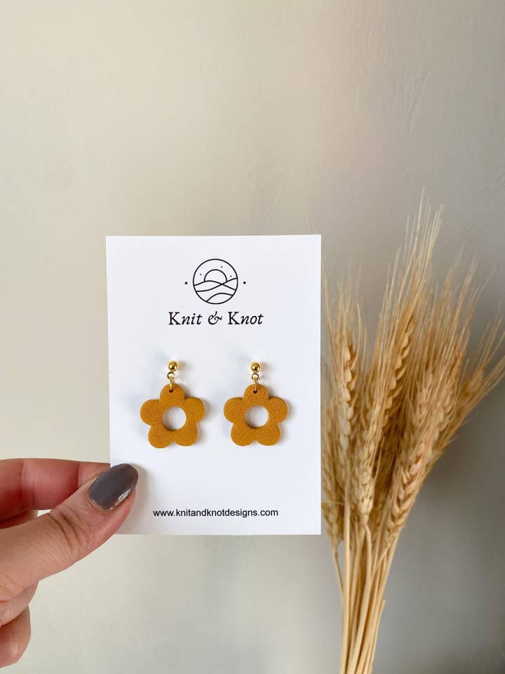 Mustard Retro Flower Earrings, Simple Polymer Clay Earrings, for wholesale by Knit&Knot Designs