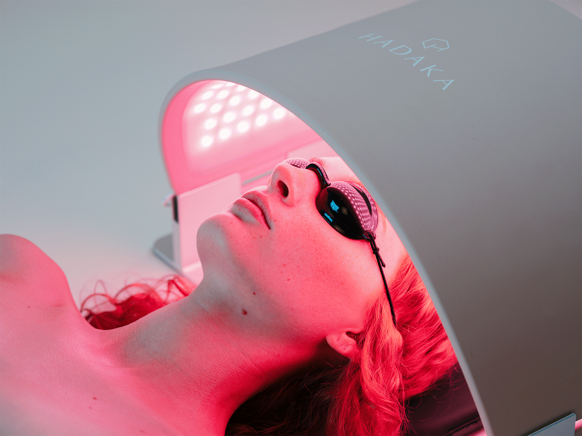 Hadaka Beauty – Engroshandel Elektronisk hudplejeapparat – CELESTA LED TERAPIKUPEL1