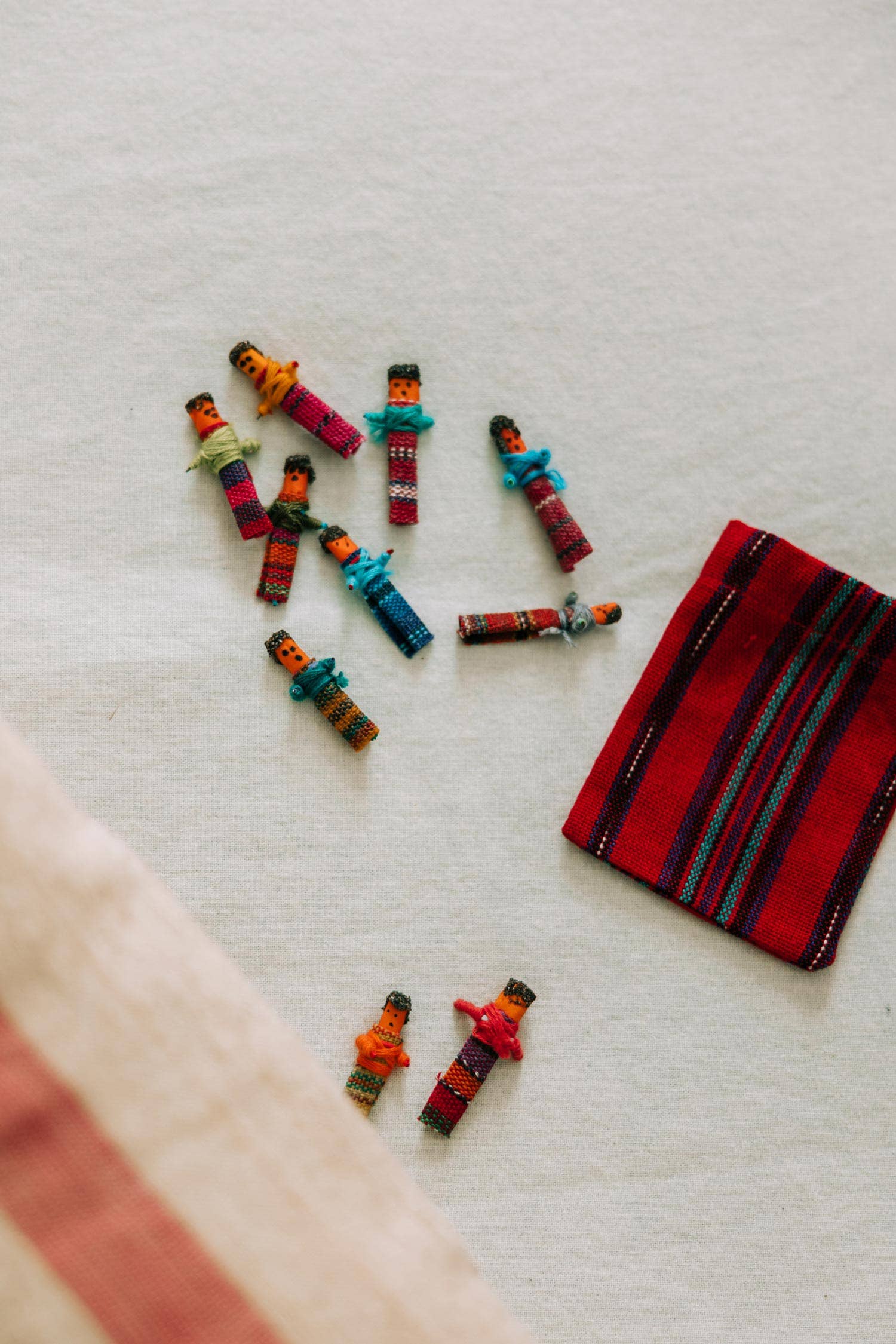Ten Thousand Villages - Wholesale Doll - Kids - Guatemalan Worry Dolls *1