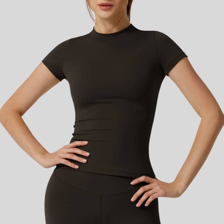 WONDERXFANS - Wholesale Athletic top – Women′s - Classic Fit Short-Sleeve Slim Fit Tee4