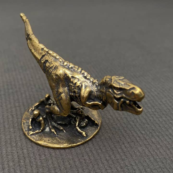 Mio Queena - Wholesale Decorative figurine - Tyrannosaurus Rex Brass Dinosaur Crafts Desktop Decoration4
