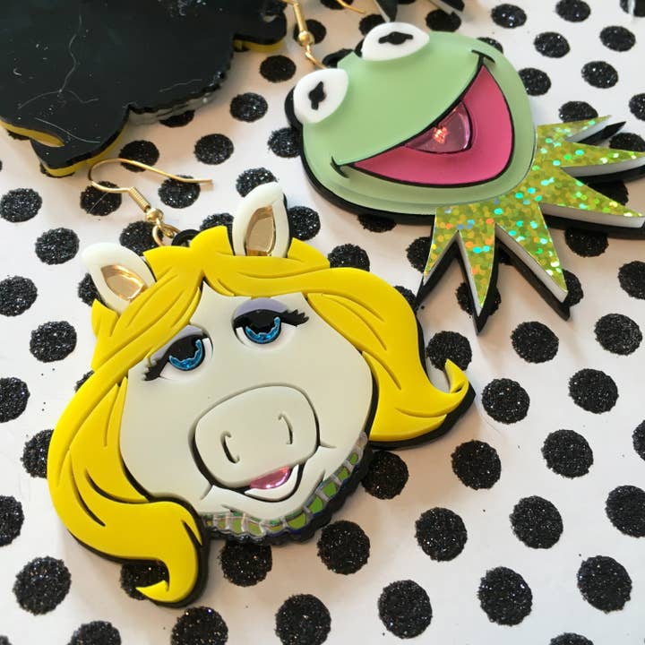 I'm Your Present - Wholesale Dangle Earrings - Miss Piggy And Kermit Laser Cut Earrings
