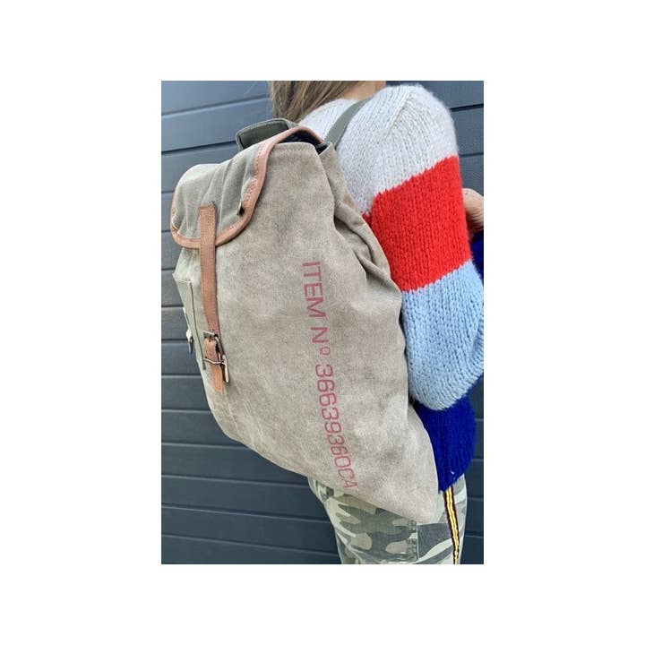 Casa Natura Design SL - Wholesale Backpack - Unisex - MAYA MO14 Vintage Backpack Made of Recycled Fabric6