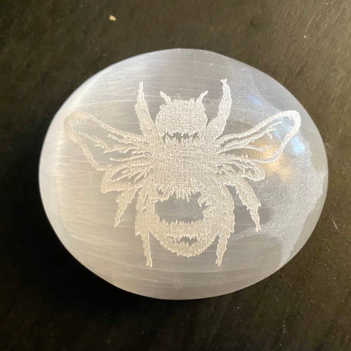 Zen and Meow - Wholesale Spiritual Stone/Crystal - Engraved Selenite Honey Bee