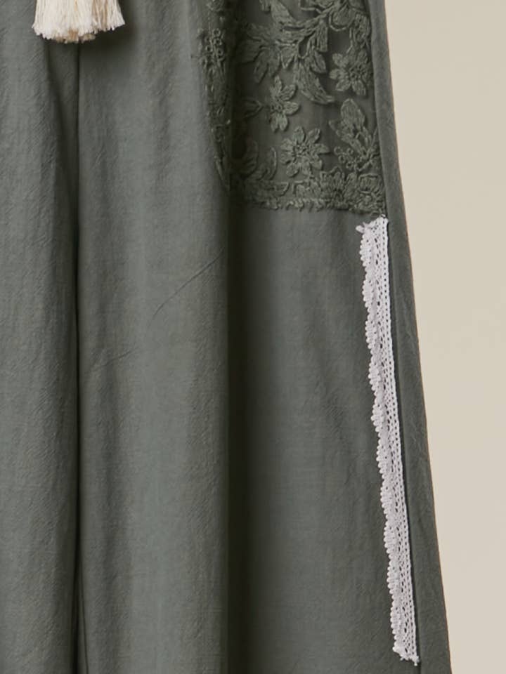 Mello. - Vente Pantalon – femme - Pantalon de jogging en crochet patchwork avec accents de dentelle8