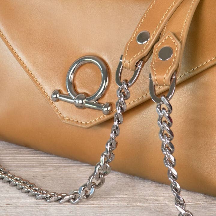 URBAN-EQUESTRIAN - Wholesale Crossbody Bag - Women's - Del Mar - Horse Bit Crossbody Luxury Leather Handbag in Caramel11