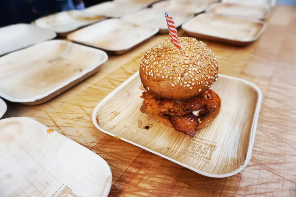 VerTerra Dinnerware – wholesale Disposable plate – 6" x 6" VerTerra Square Palm Plates7