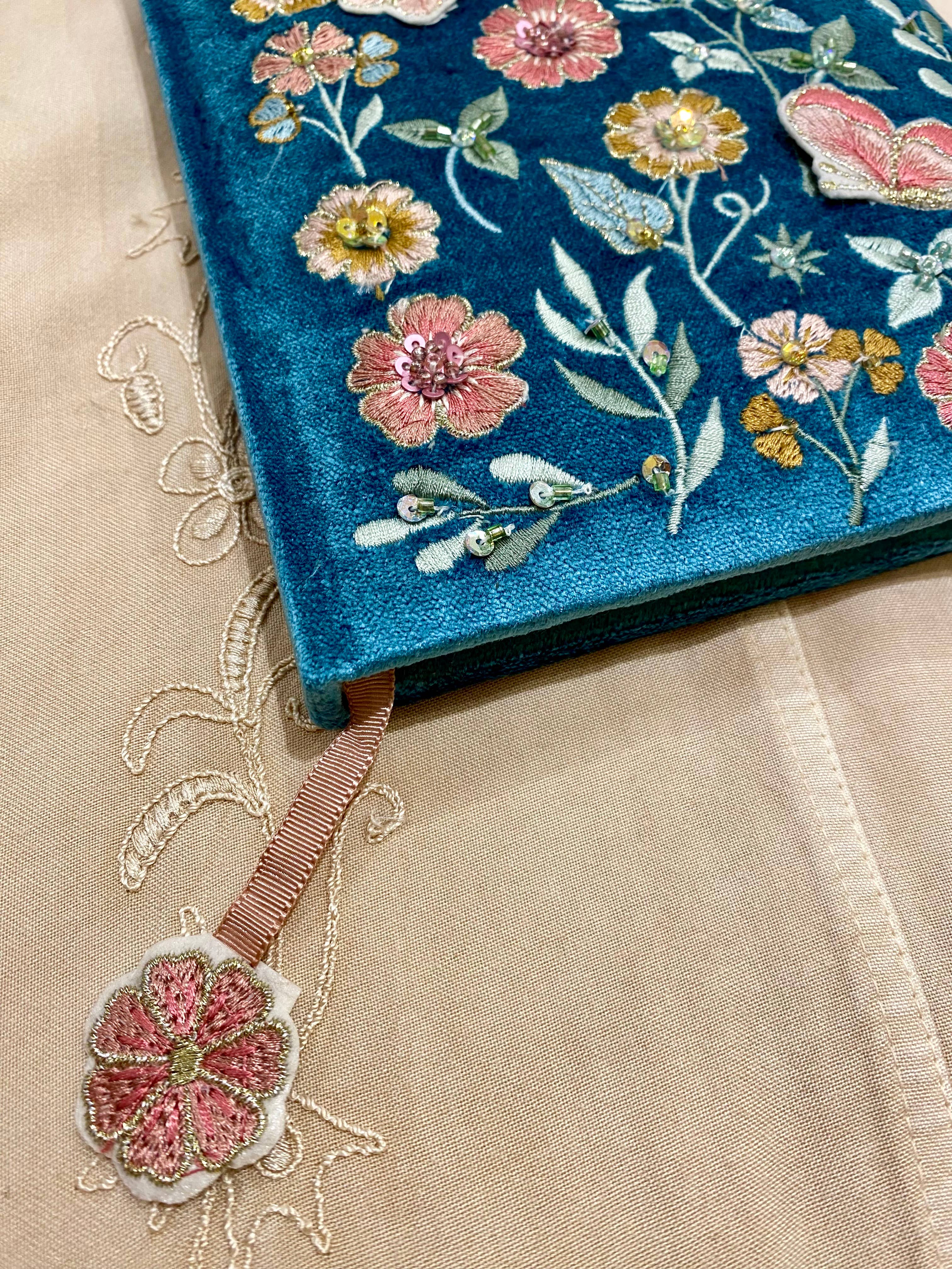 Temple of Treasure - Wholesale Notebook - Velvet Beaded Notebook Florals Blue4
