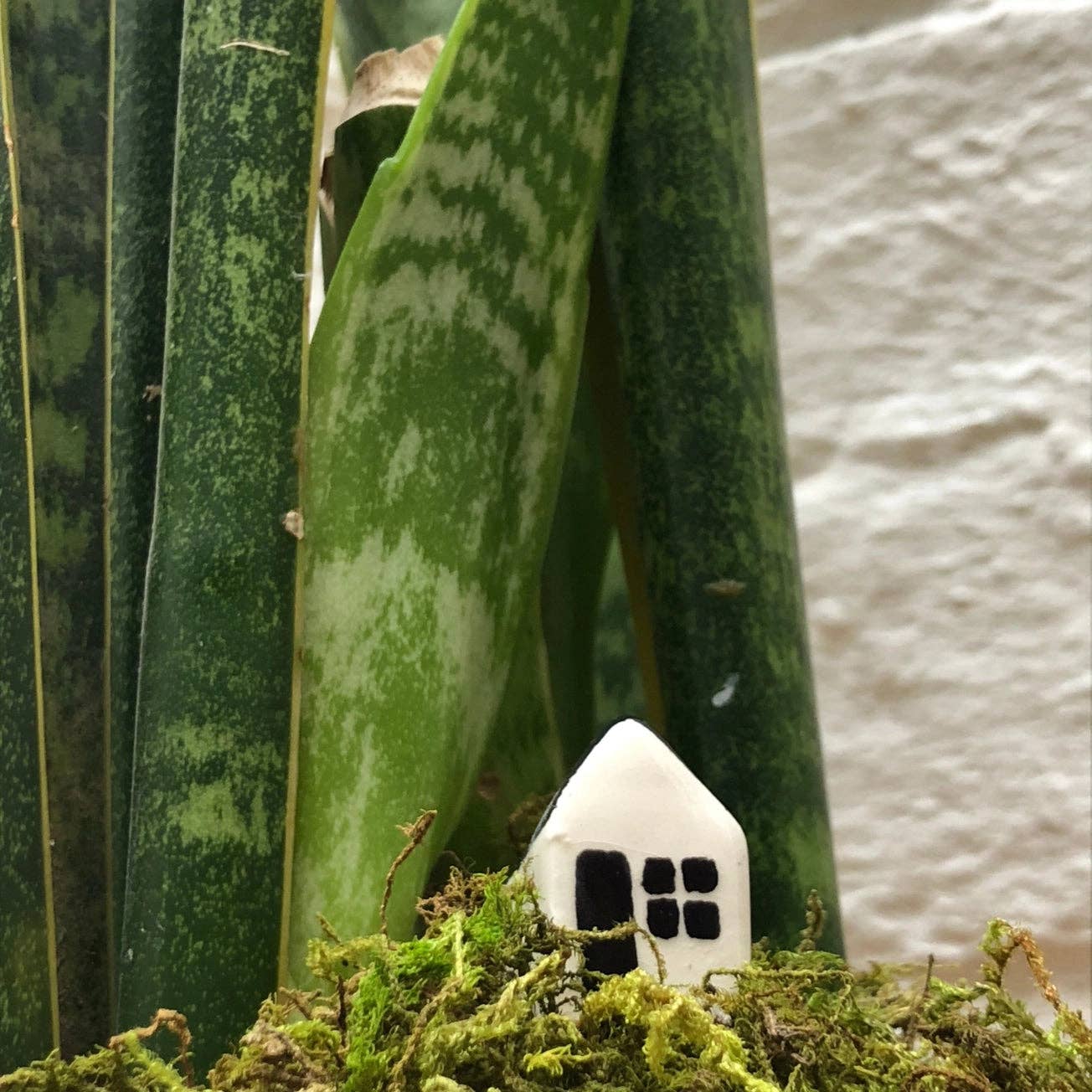 Mimo – wholesale Decorative tabletop object – Mini Ceramic House1