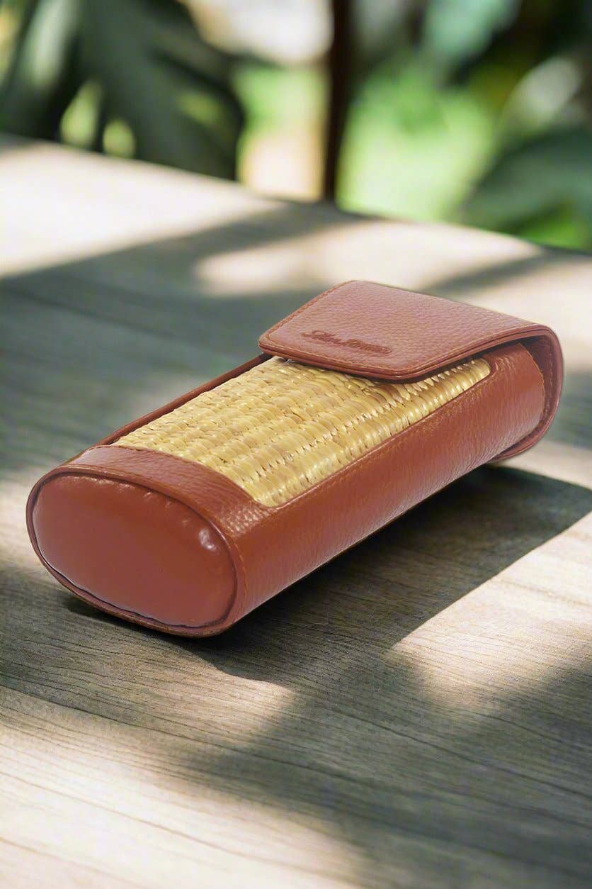 Light Honey Water Hyacinth Glasses Case for wholesale on Faire1