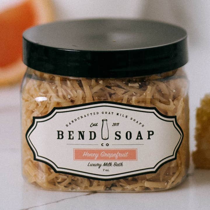 Bain de lait de pamplemousse au miel pour la vente par Bend Soap Company