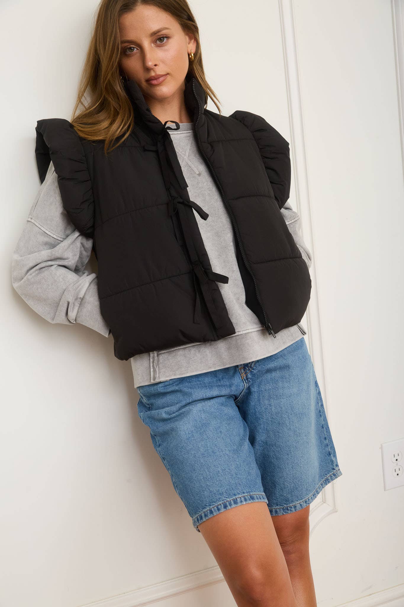 Blu Pepper - Wholesale Vest - Dames - PUFFERBODYWARMER MET RITS EN STRIKDETAILS EN VLEUGELMOUWEN (PRE-ORDER)25