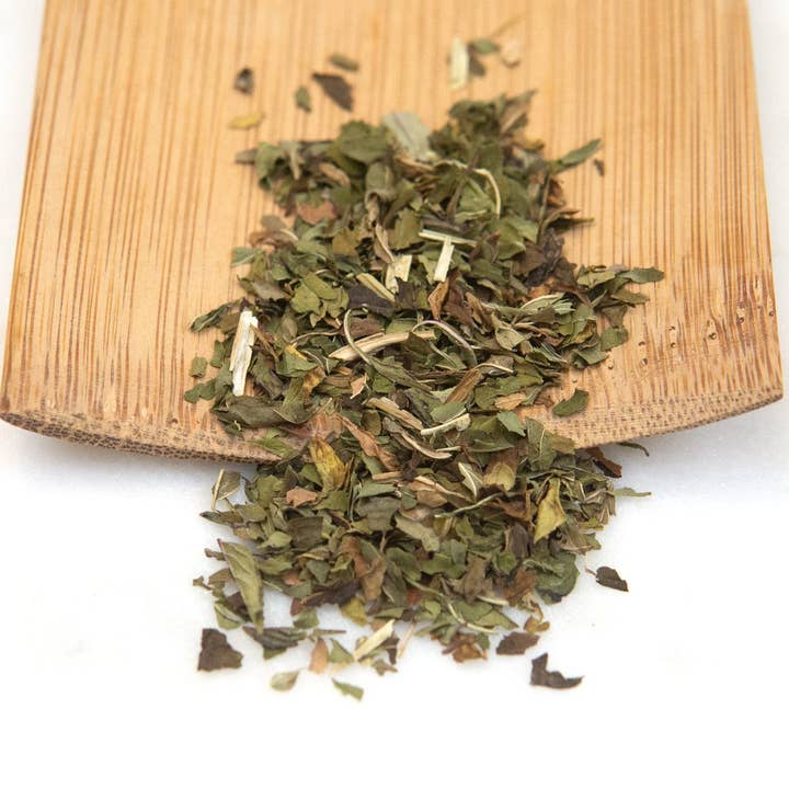 Menthe poivrée biologique pour la vente par Young Mountain Tea