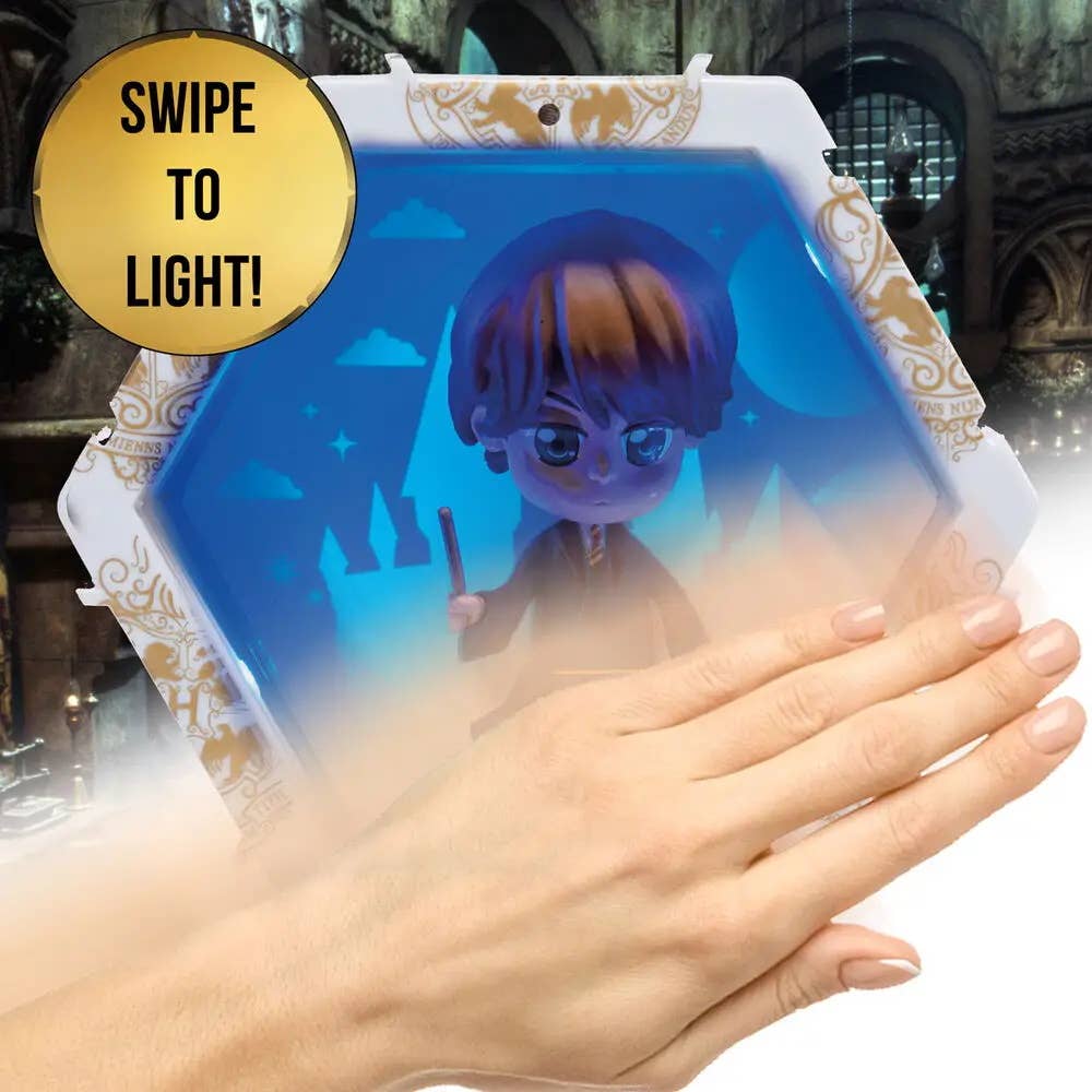 Curiosity Distribution - Wholesale Figurine Toy - Kids - Harry Potter  – Ron - Light Up Collectible Figurines- Christmas Stocking Filler1