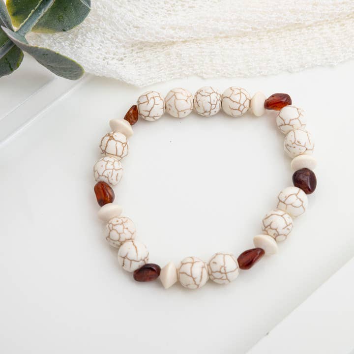 Bracelet d'Howlite et de Grenat for wholesale by Bijoux Lyne Meikle
