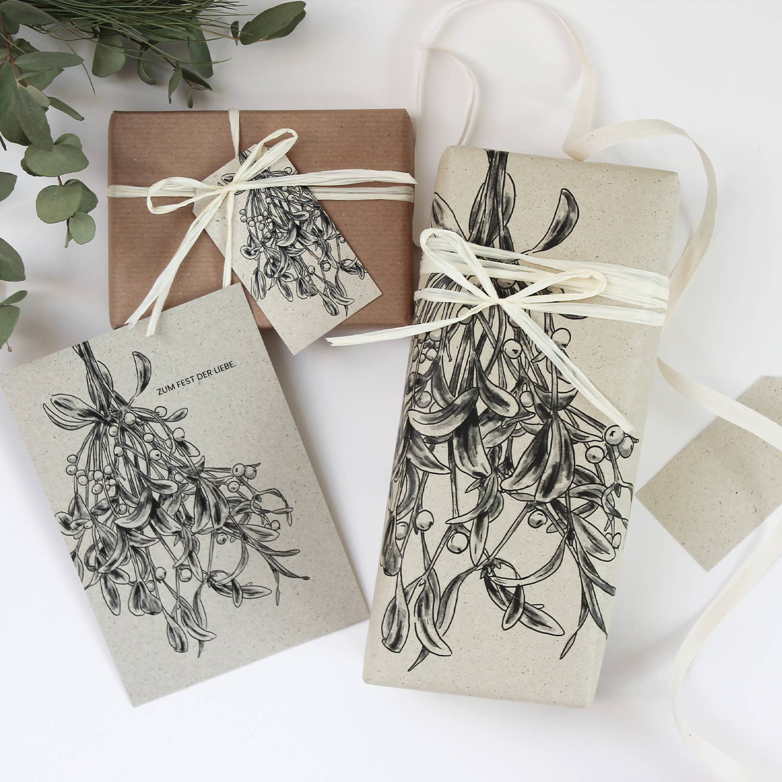 NOA Papeterie - Wholesale Wrapping Paper Roll - Gift wrap roll made of grass paper, length: 300cm, mistletoe4