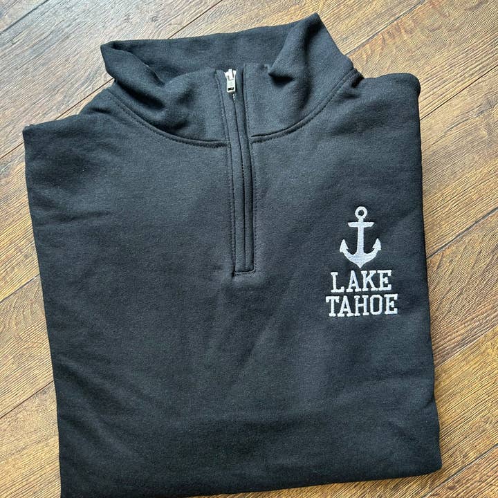 Sweatshirts met Kwartrits en Aangepaste Meernaam voor wholesale door The Varsity Stitch