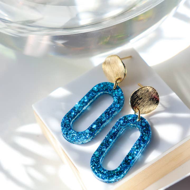 CG Home - Wholesale Dangle Earrings - Marie blue glitter earrings4