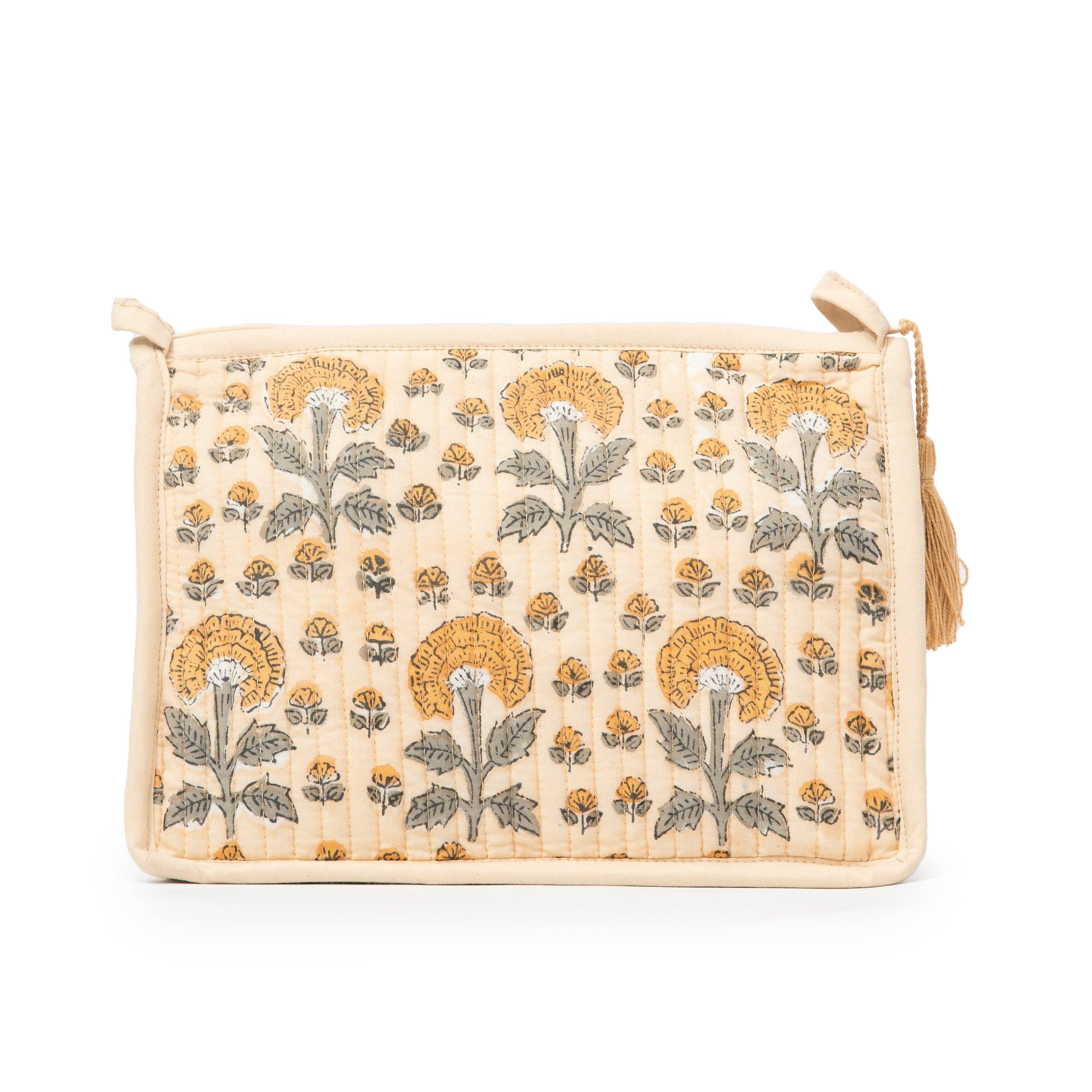 House of cotton – wholesale Make-up/cosmetic bag – Quilted Makeup Bag with Tassel – Wash Bag for Travel & Toiletries | Boho Floral Cosmetic Pouch | Natural2
