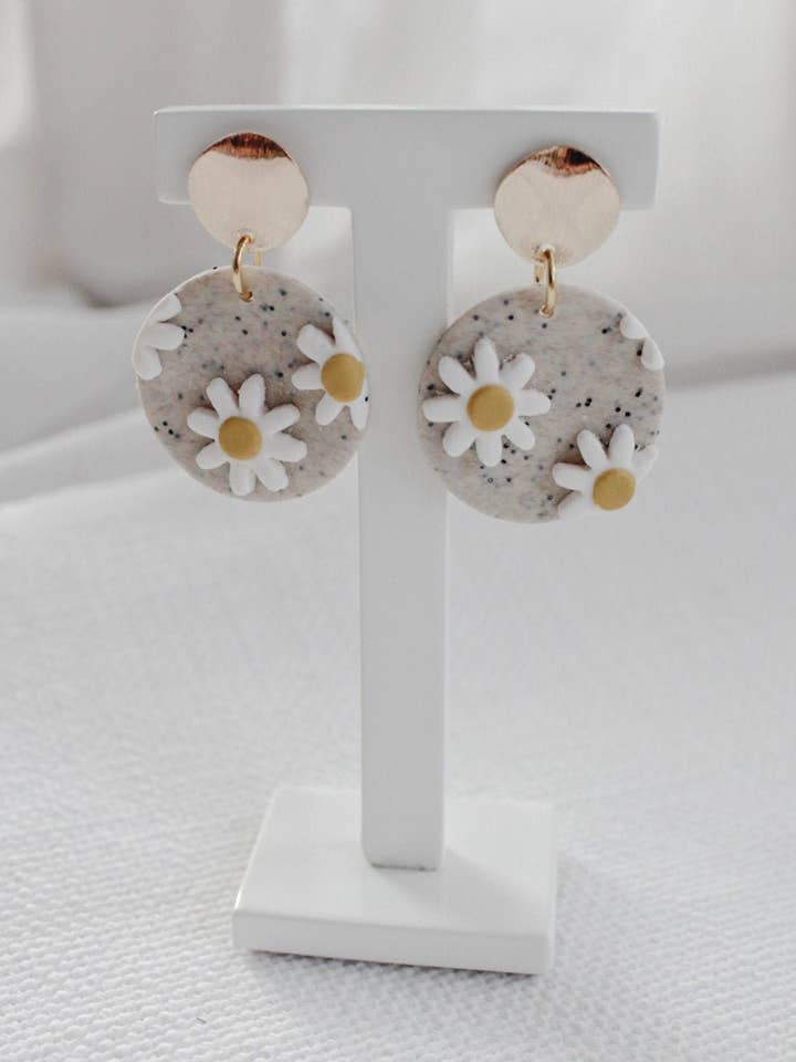 DAISYLOVE for wholesale by LESVARANDCLAY