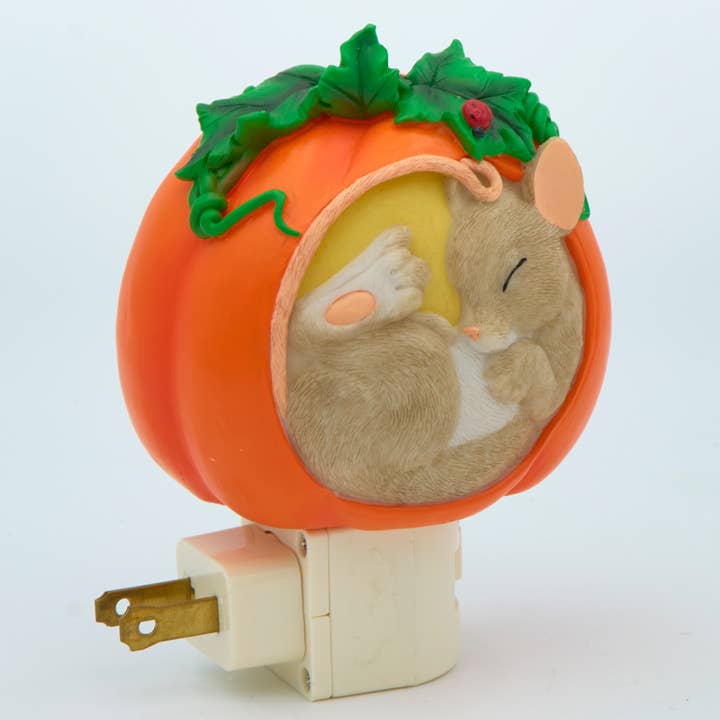 Mouse in Pumpkin Night Light, Charming Tails for wholesale by Roman