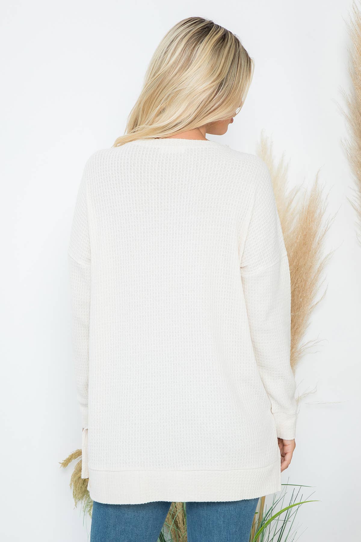 You & Me – wholesale Tunic sweater – Women’s – YMT20075V-BRUSHED WAFFLE ROUND NECK SIDE SLIT SWEATER5