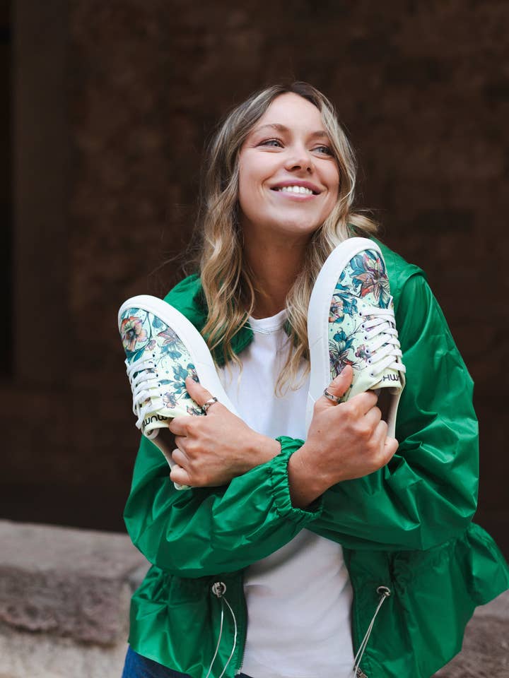 Mumka - Wholesale Lifestyle Sneakers - Women's - Flores Sneakers in Green1