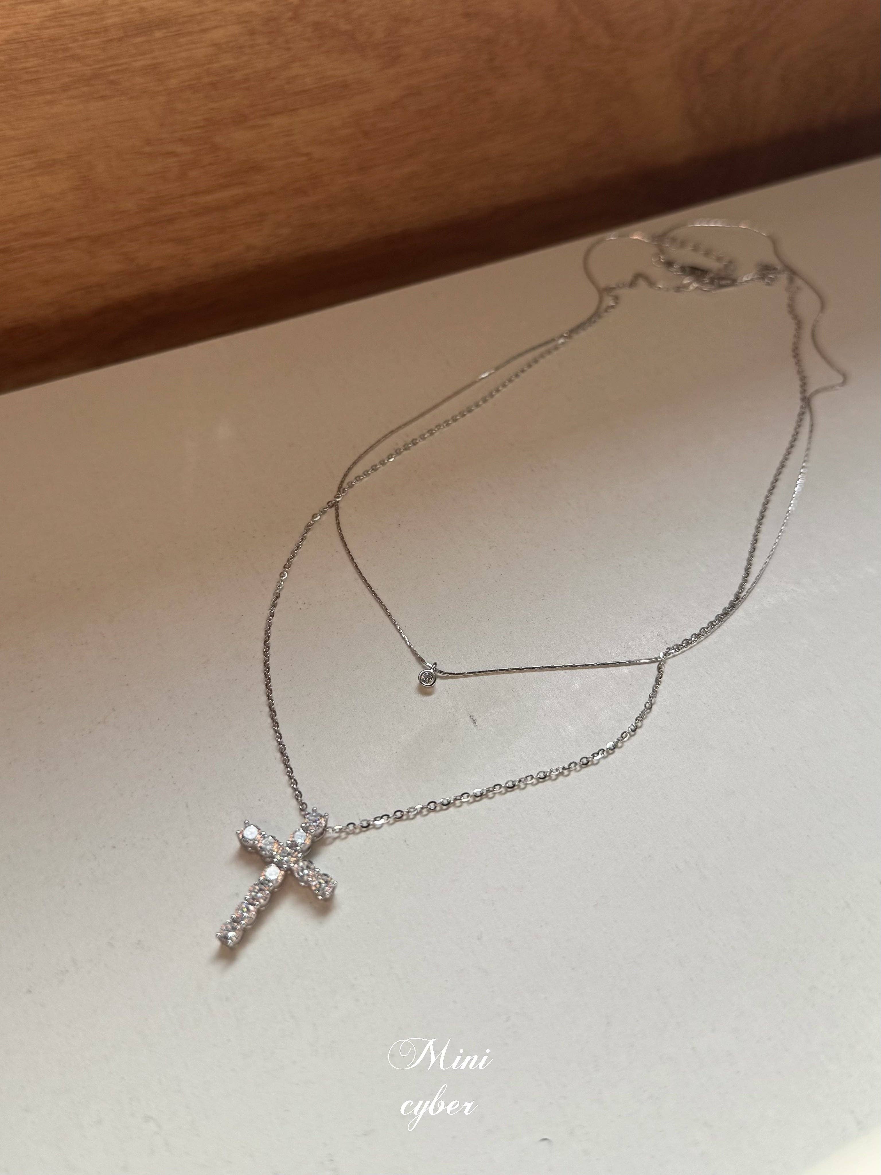 MINICYBER STUDIO - Wholesale Pendant/Charm Necklace - Silver Cross Sparkle Necklace2