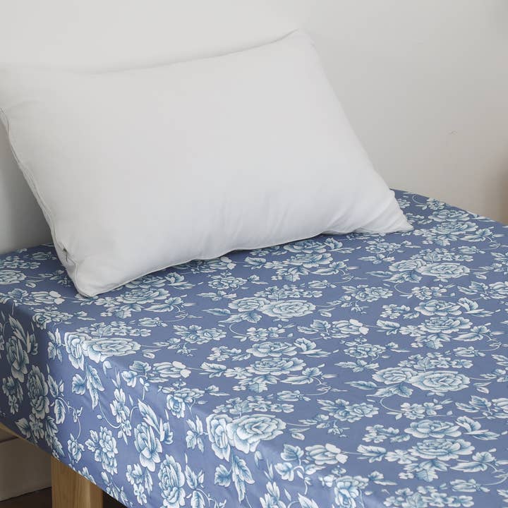 Protège-matelas à imprimé floral pour la vente par BOD HOME