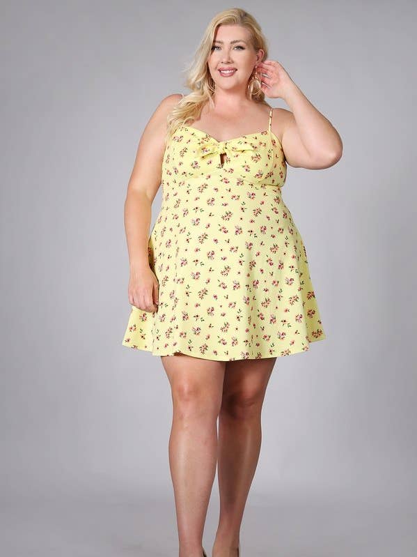 Vestido de talla grande con corte floral y acampanado - KY18021-D para venta al por mayor de Haute Fox Plus Size & Contemporary