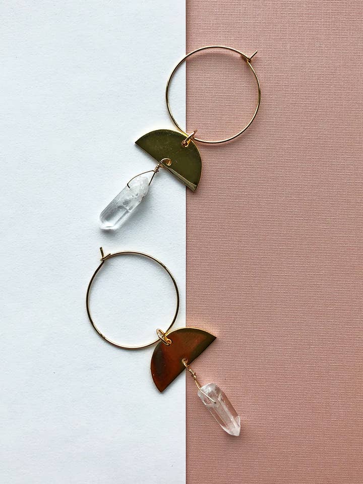 Orecchini bohémien in cristallo a mezza luna | Orecchini Boho per la vendita all'ingrosso da parte di Laura Stark Designs