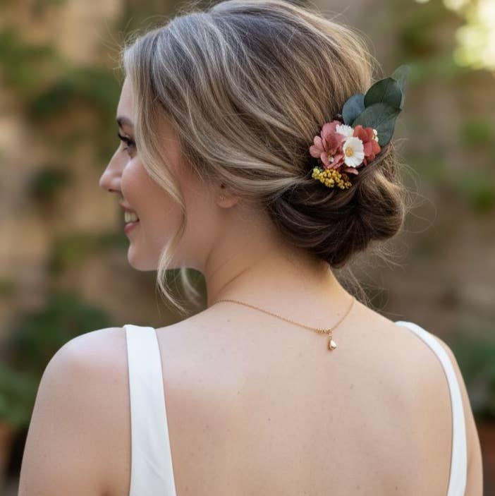 L'atelier du 6 - Wholesale Hair Brush/Comb - Floral comb for bohemian wedding hairstyle.