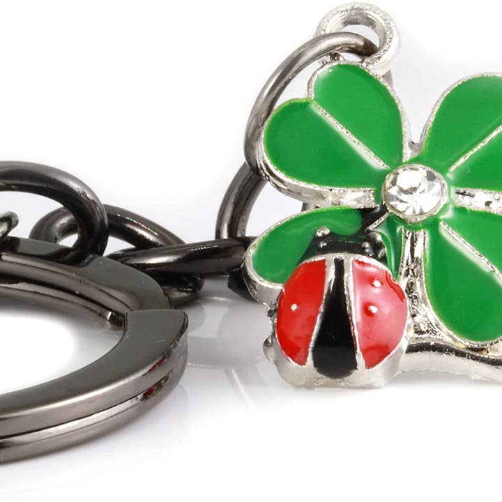 Dave The Bunny - Vendita all'ingrosso Portachiavi - Donna - Ladybug Gifts | Portachiavi a forma di coccinella con scritta «Lady Bug» su un quadrifoglio, portachiavi portafortuna, diametro 2,5 cm, con catenina nera a forma di coccinella, su quadrifoglio con centro di strass