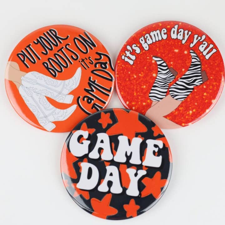 Orange Game Day Baklucka Knappar | Game Day Pins för wholesale av Tailgated Co.