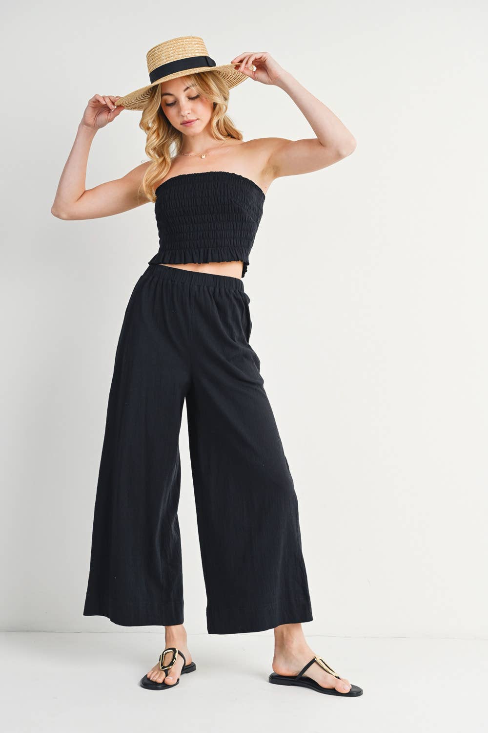 Bluivy – wholesale Top & pants set (NOT Loungewear) – Women's – SMOCKED TUBE TOP & LINEN WIDE LEG PANTS SET19